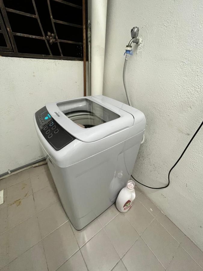 Tropika Homestay Bangi With 3 Bedrooms Kajang Eksteriør bilde